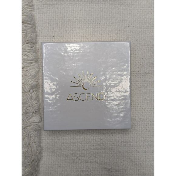 Dainty Heart Ring in Black Tourmaline - Picture 2 of 3